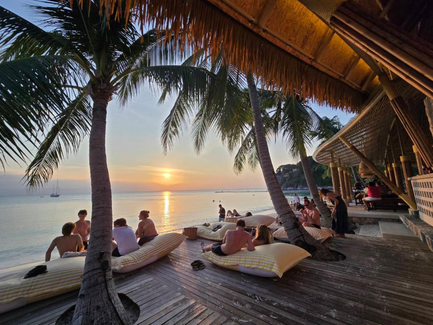 Cocohut Beach Resort Koh Phangan Haad Rin Ngoại thất bức ảnh